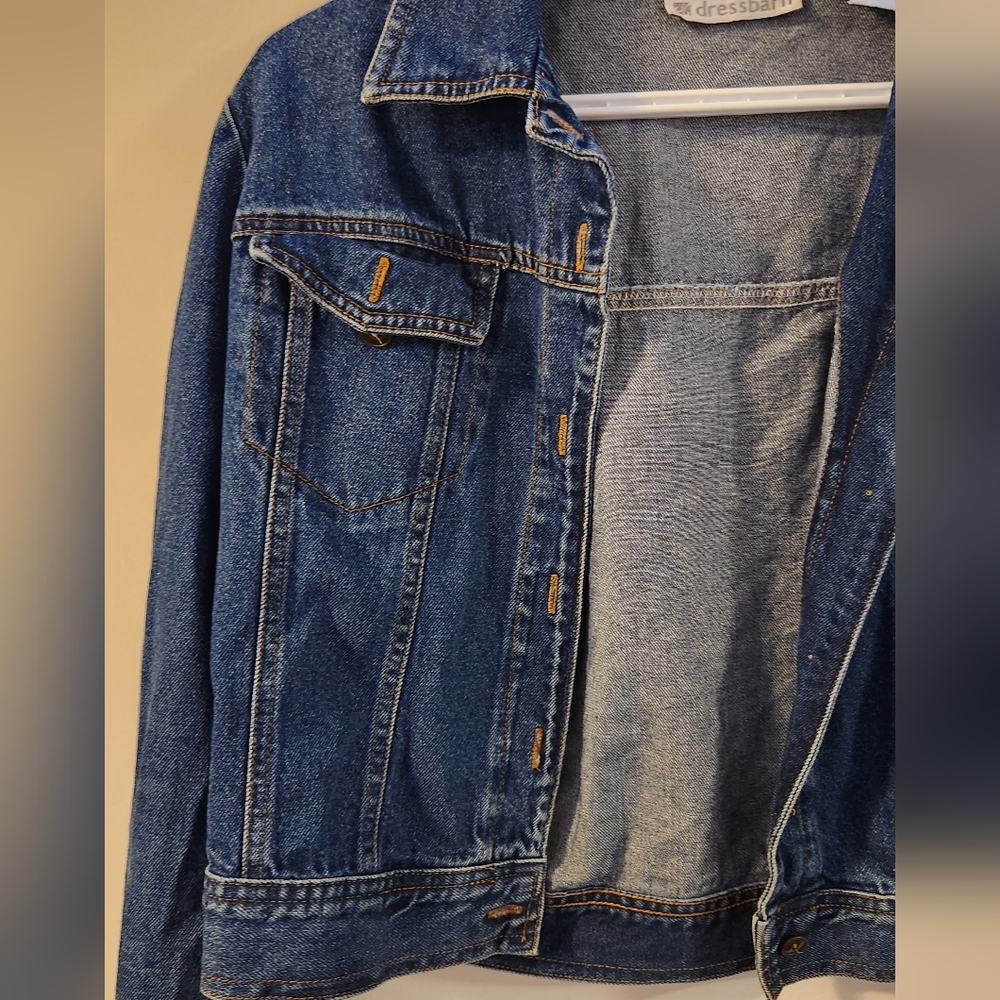 Cropped Jean Jacket - Picture 2 of 7